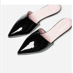 EVERLANE Black Patent Leather E2 Pointed Slide